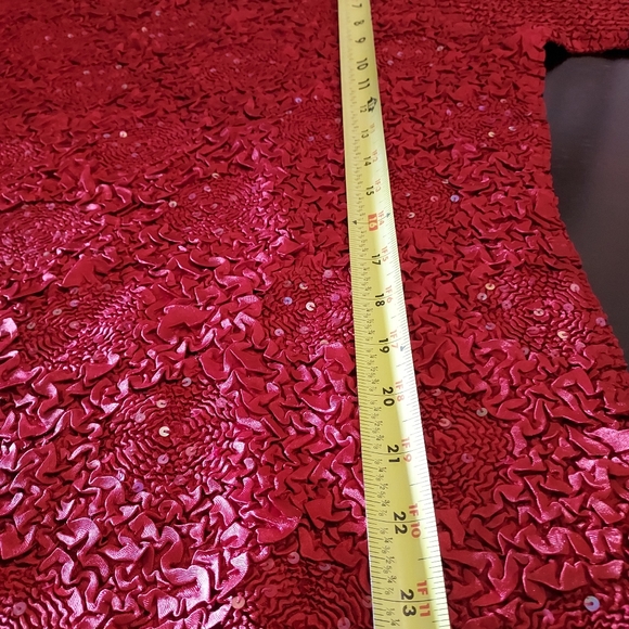 RAFAEL Essential Poly Stretch Rouching Top with Red Sequins. - Picture 10 of 10